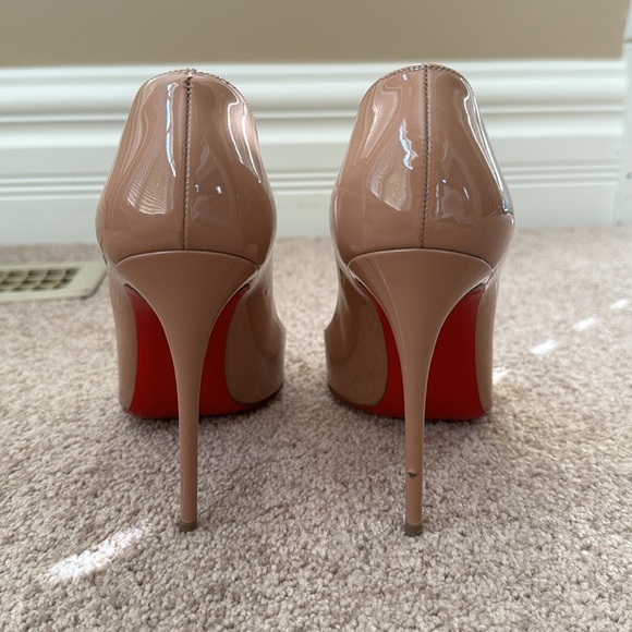 Christian Louboutin Pigalle Follies 100mm Patent Nude Heels, size 37 - Picture 5 of 13